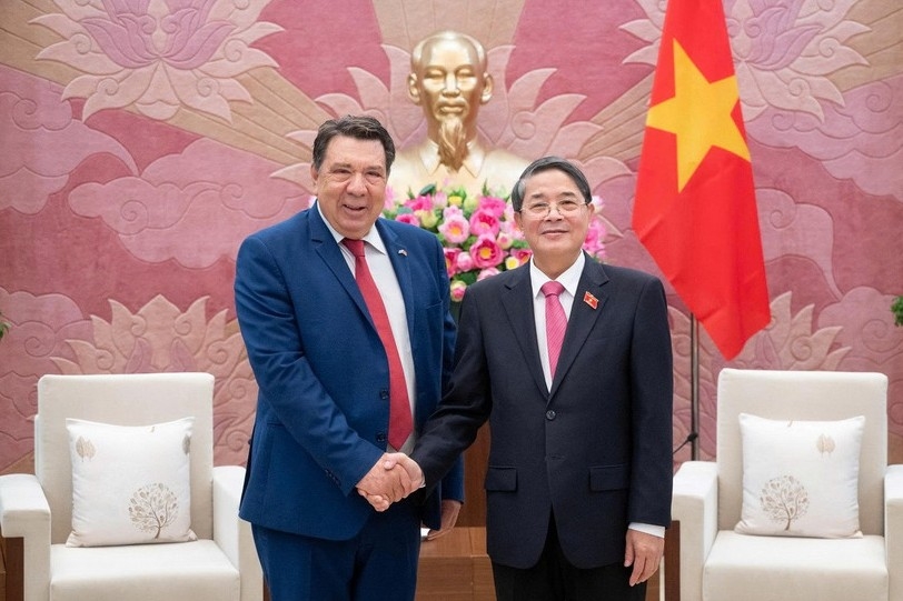 Vietnam enhances stronger maritime links with Greece